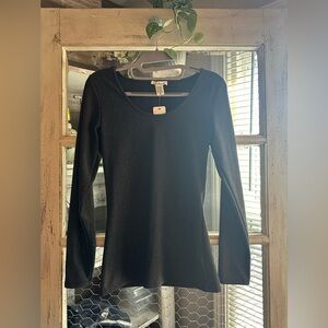 NWT Cappella | Grey/Black Ribbed long sleeve